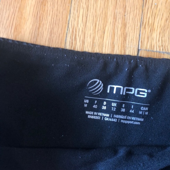 MPG crops/capris - Picture 4 of 5